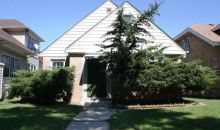 3062 N 38th St Milwaukee, WI 53210