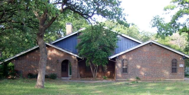 505 Edgehill Rd, Joshua, TX 76058