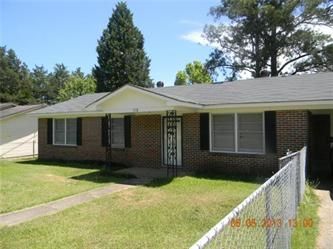 318 Mcdonald Ave, Selma, AL 36701