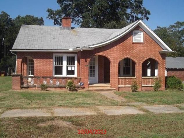 311 E South 5th Street, Seneca, SC 29678