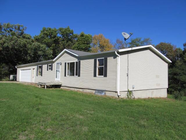 1744 664th Ave, Albia, IA 52531