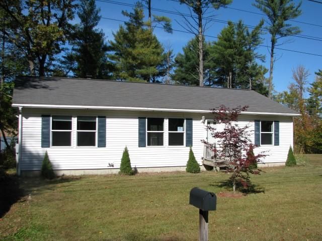 5 Sampson Dr, Center Barnstead, NH 03225