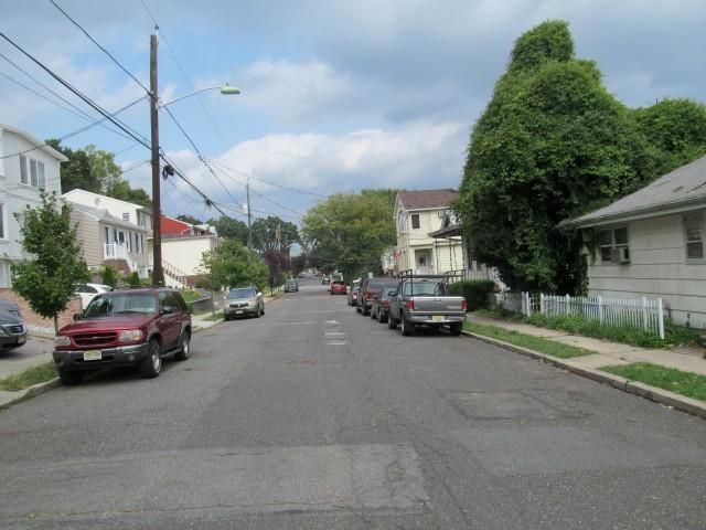 619 5th Street, Carlstadt, NJ 07072