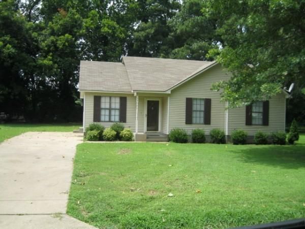 59 Shannon St, Finley, TN 38030