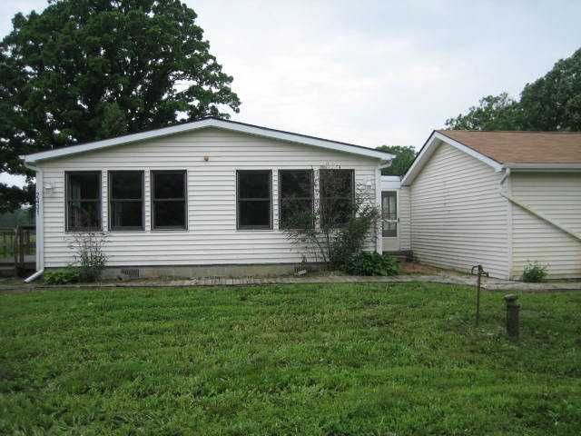 2431 Kinney Rd, Memphis, MI 48041