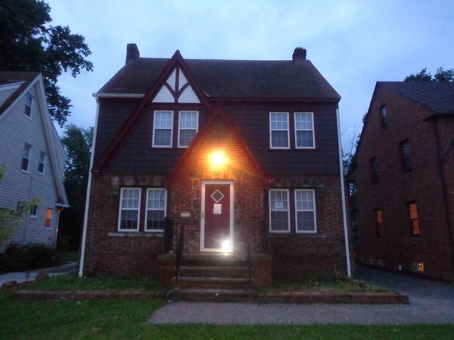 3618 Farland Rd, Cleveland, OH 44118