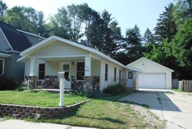 1603 Elizabeth St, Midland, MI 48640