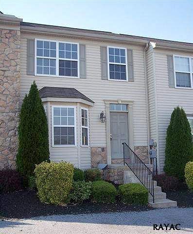 Royal Dr, Manchester, PA 17345