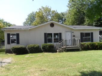 1905 S Main St, Springfield, TN 37172