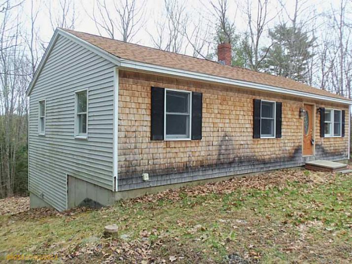 15 Acorn Rd, Wiscasset, ME 04578