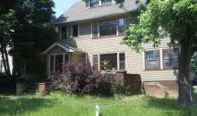 1632 Eddington Rd Cleveland, OH 44118