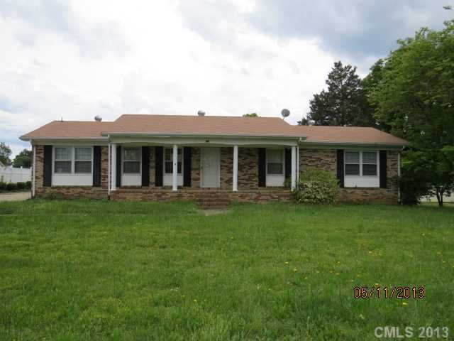 622 Carson Rd, Gastonia, NC 28052