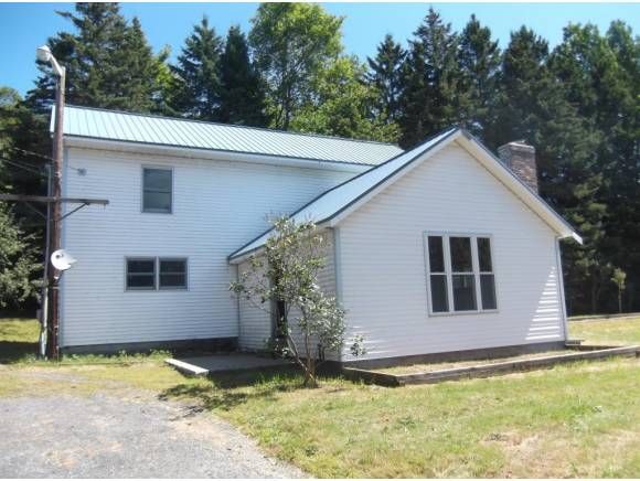 1803 N Main St, Pittsburg, NH 03592