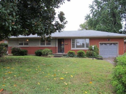 2221 Thurman Drive, Louisville, KY 40216