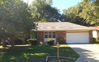 3333 S Winton Pl, Springfield, MO 65804