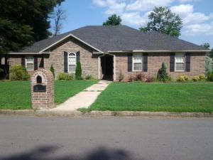 607 S Waco Ave, Russellville, AR 72801