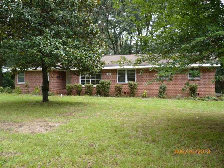 122 Edna Pl, Warner Robins, GA 31093