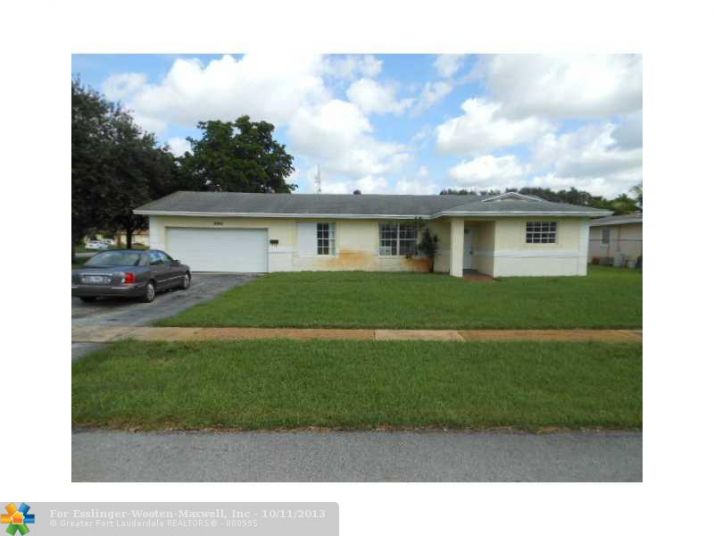 4889 NW 8TH CT, Fort Lauderdale, FL 33317