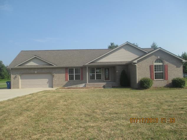 121 Willow Dr, La Center, KY 42056