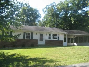 124 Crestview Rd, Russell, KY 41169