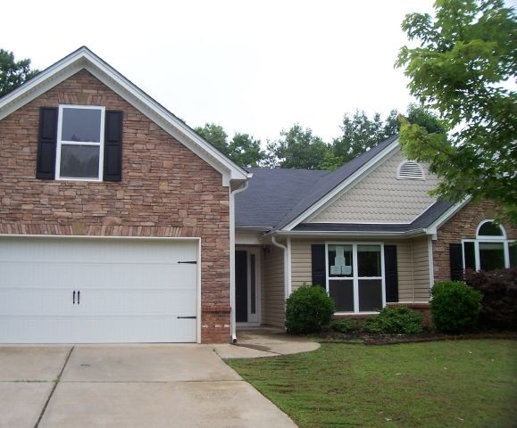 1997 Peach Shoals Cir, Dacula, GA 30019