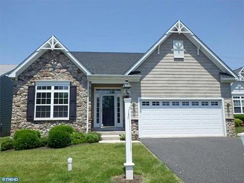 Meadowridge Ln, Collegeville, PA 19426