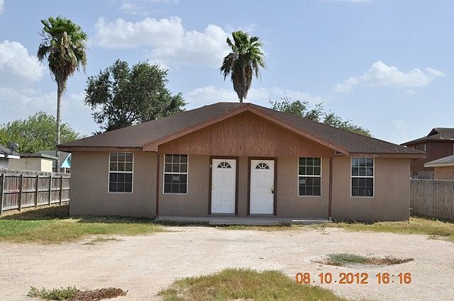 Laureles Drive, Elsa, TX 78543