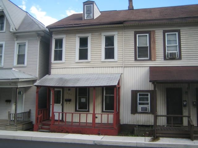 620 Washington Ave, Tyrone, PA 16686