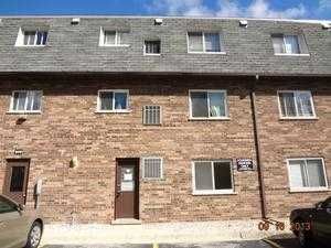 9410 Bay Colony Dr Apt 1s, Des Plaines, IL 60016