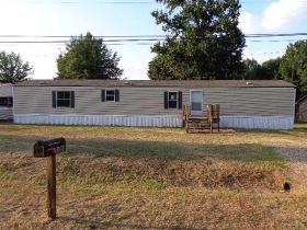 153 E Macedonia Rd, Texarkana, TX 75501