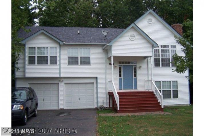 35390 Army Navy Dr, Mechanicsville, MD 20659