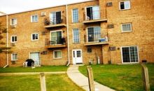 159 W Elk Trl Apt 256 Carol Stream, IL 60188