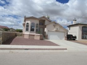 3129 Tierra Bowles Dr, El Paso, TX 79938