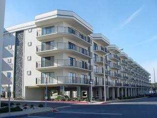 11 142nd St Unit 407, Ocean City, MD 21842