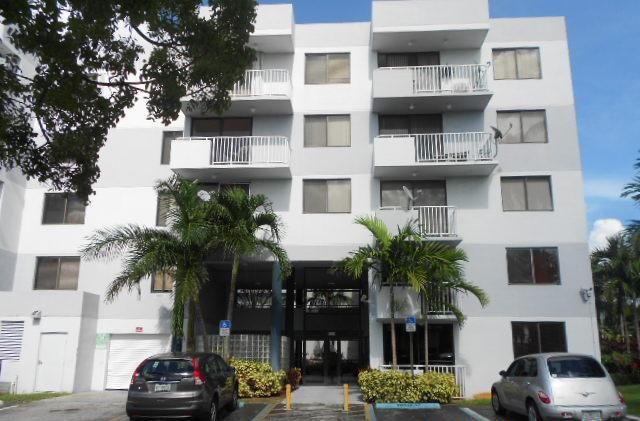 8251 Northwest 8 Street Apartment 315, Miami, FL 33126