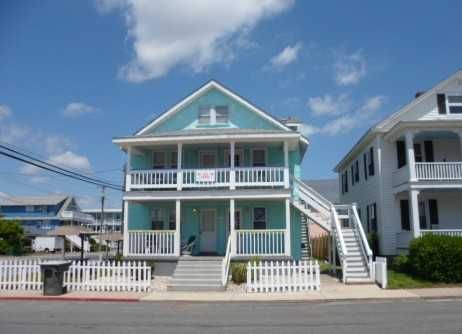 210 4th St, Ocean City, MD 21842