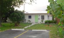 36 SW 13TH ST Dania, FL 33004