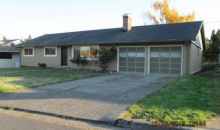 2211 Eugene St Hood River, OR 97031