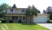 4838 Hubbard Dr Troy, MI 48085