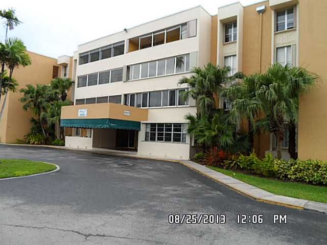 6861 SW 147 AV # 4B, Miami, FL 33193