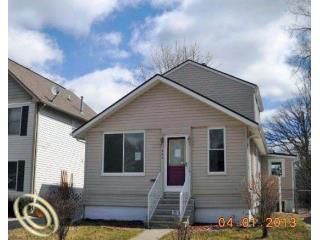 564 Stratford Rd, Ferndale, MI 48220