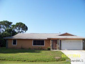 250 Crosspoint St Se, Palm Bay, FL 32909