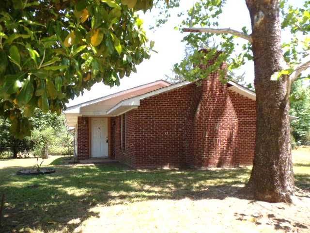 1506 Hilltop St, Texarkana, AR 71854