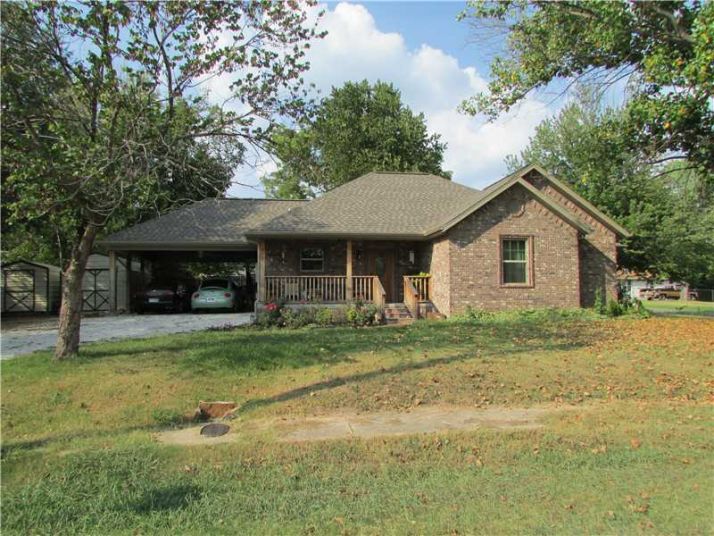 202 W PARKS ST, Prairie Grove, AR 72753