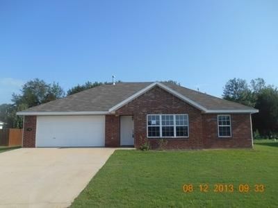 516 Stowers Ave, Elkins, AR 72727