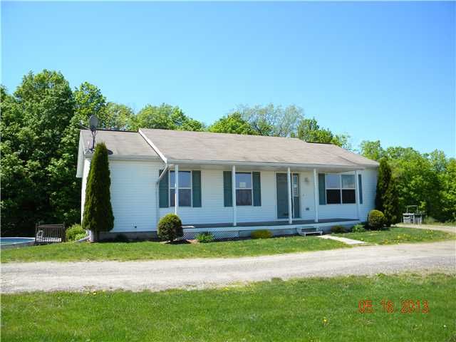 9938 Savage Rd, Holland, NY 14080