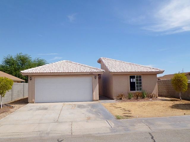 W California St, San Luis, AZ 85349