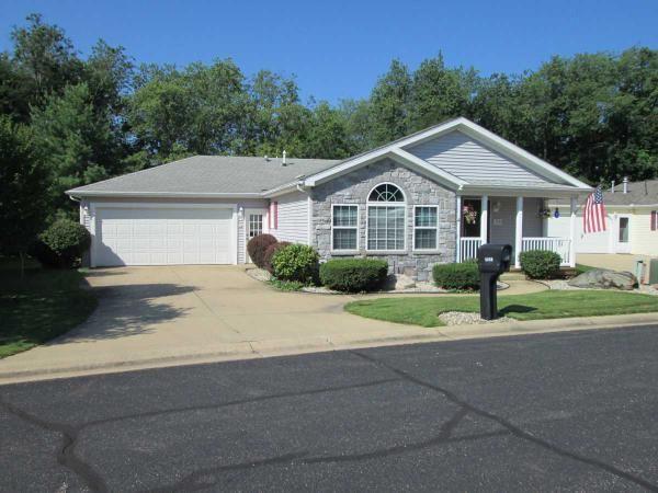 5258 Pine Arbor Ridge, Kalamazoo, MI 49004