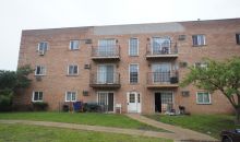 147 W Elk Trl Apt 346 Carol Stream, IL 60188