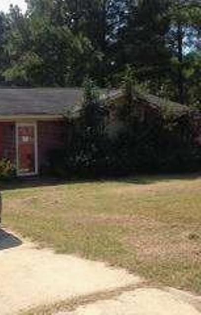 37 Silverdo Dr, Dothan, AL 36303